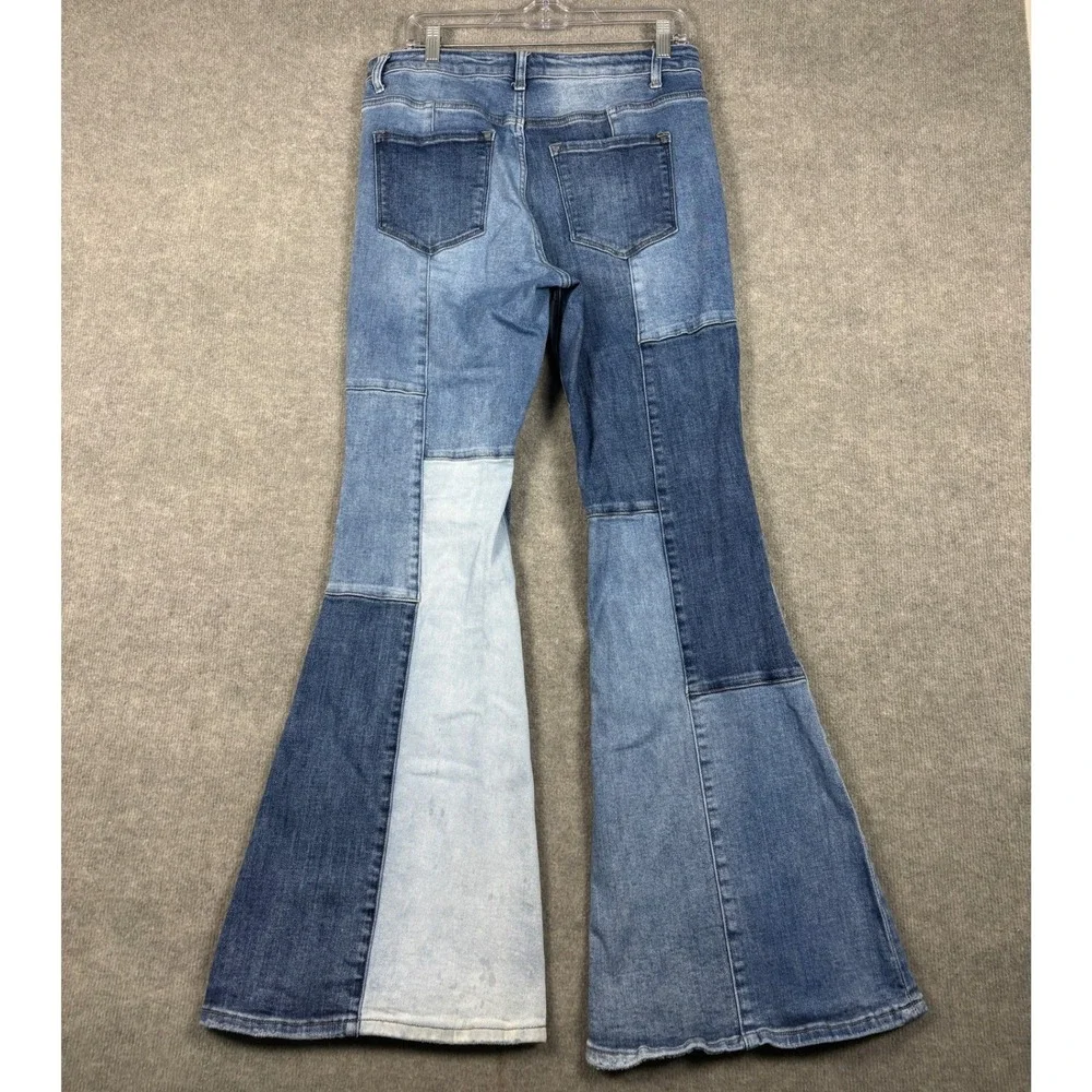 Vervet T5709 Patchwork Flare Jeans High Rise Mixed Wash Size 31 Blue Boho
